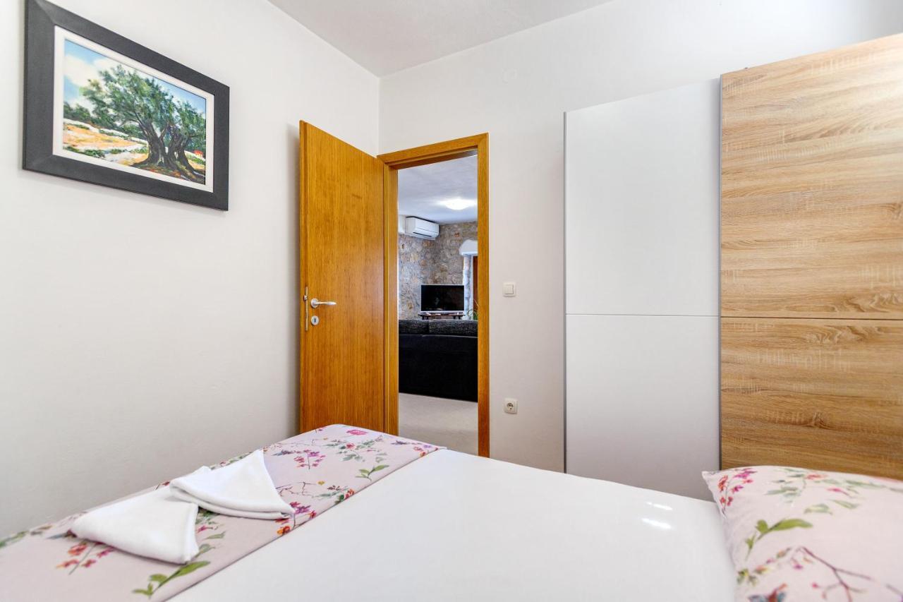 Stone House On The Batalaza -